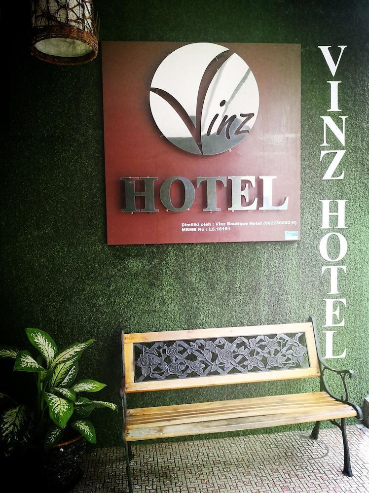 Vinz Hotel Malacca Екстериор снимка